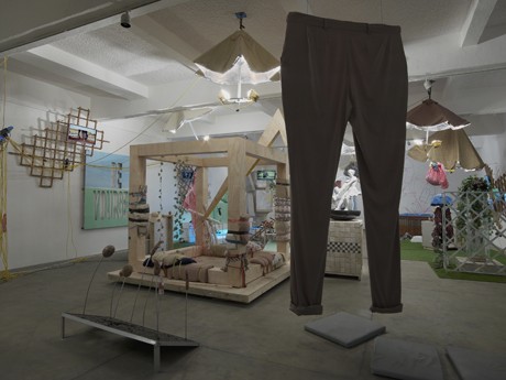 9.-Ed-Fornieles-at-Chisenhale-Gallery_Andy-Keate_WEB